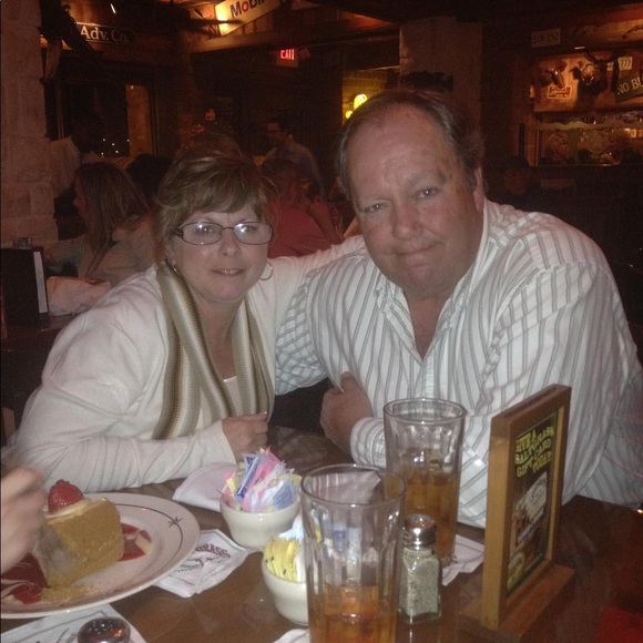 Meet your Posher, Cara - Picture 1 of 1